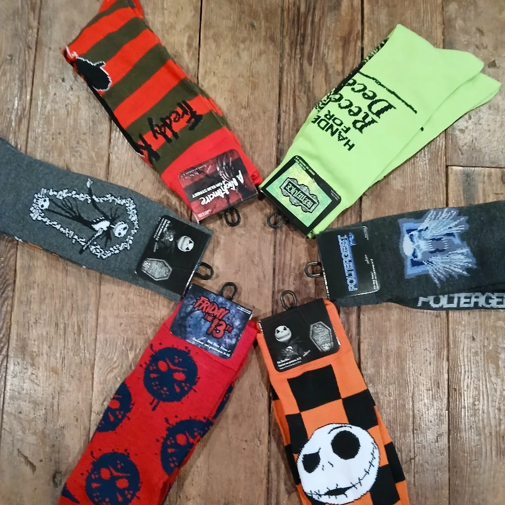 Horror SOCKS Lot Of 6 COLLAB spooky Unisex Size 6-10 Scary Movie Goth
